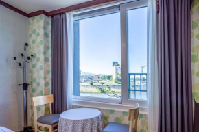 Yangyang Hajodae Condotel